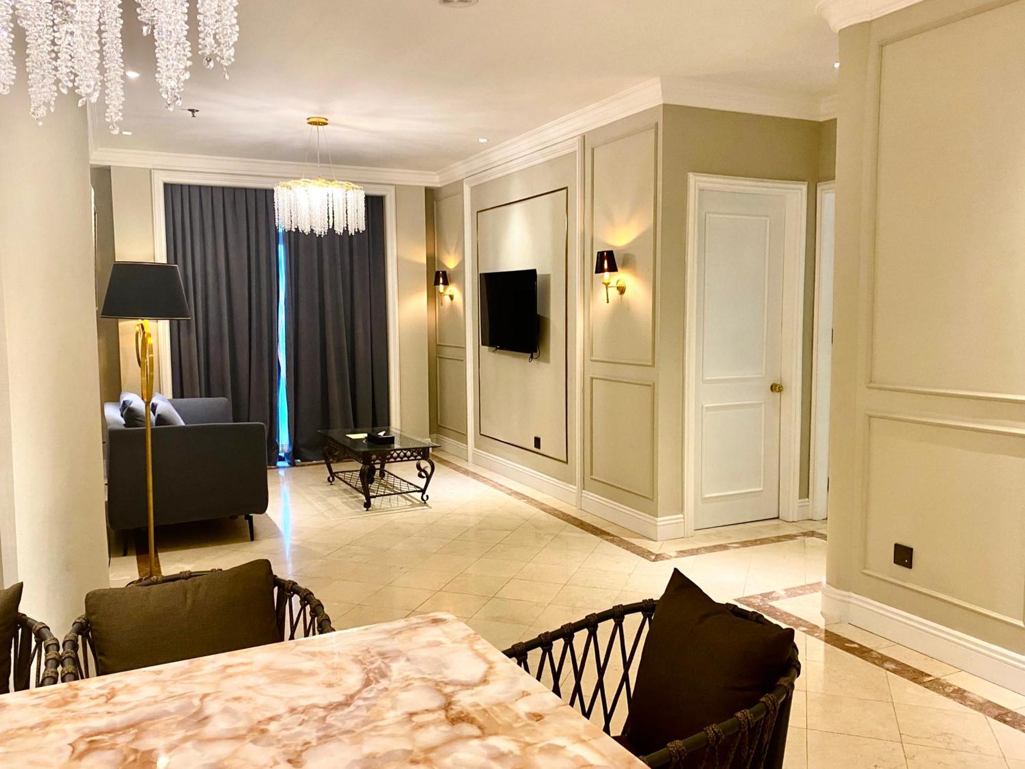 Grand Eska Hotel & Suites Batam Нагоя Экстерьер фото
