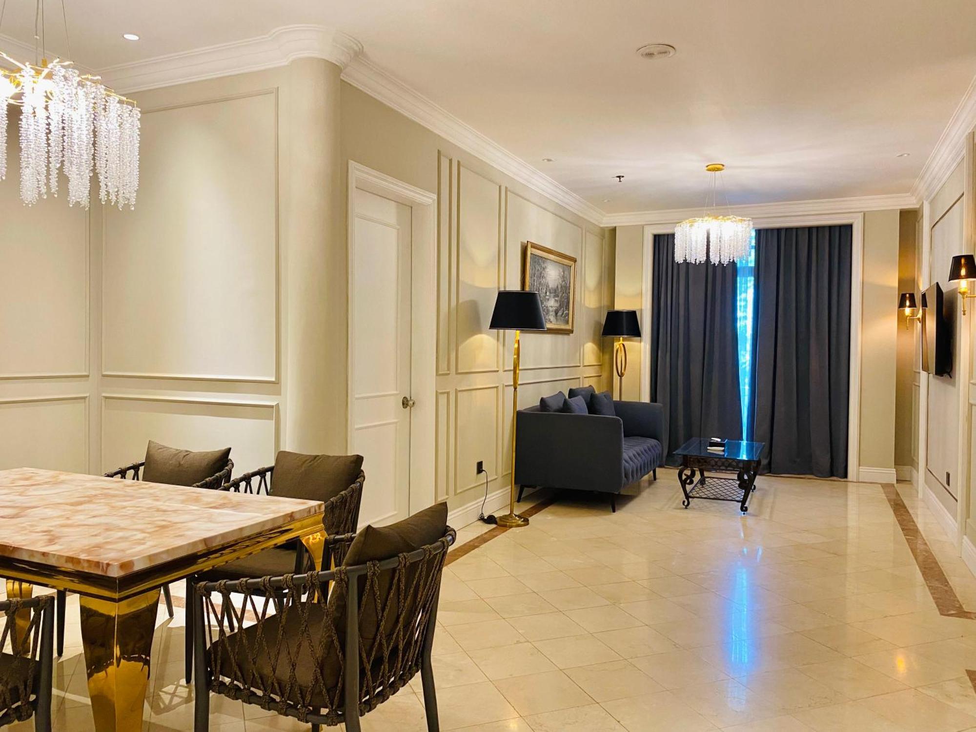 Grand Eska Hotel & Suites Batam Нагоя Экстерьер фото